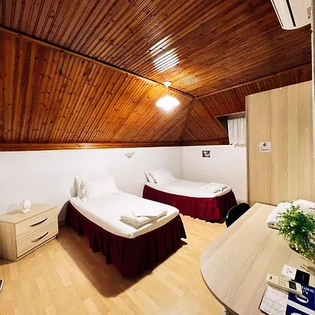 Central Hotel Tirana